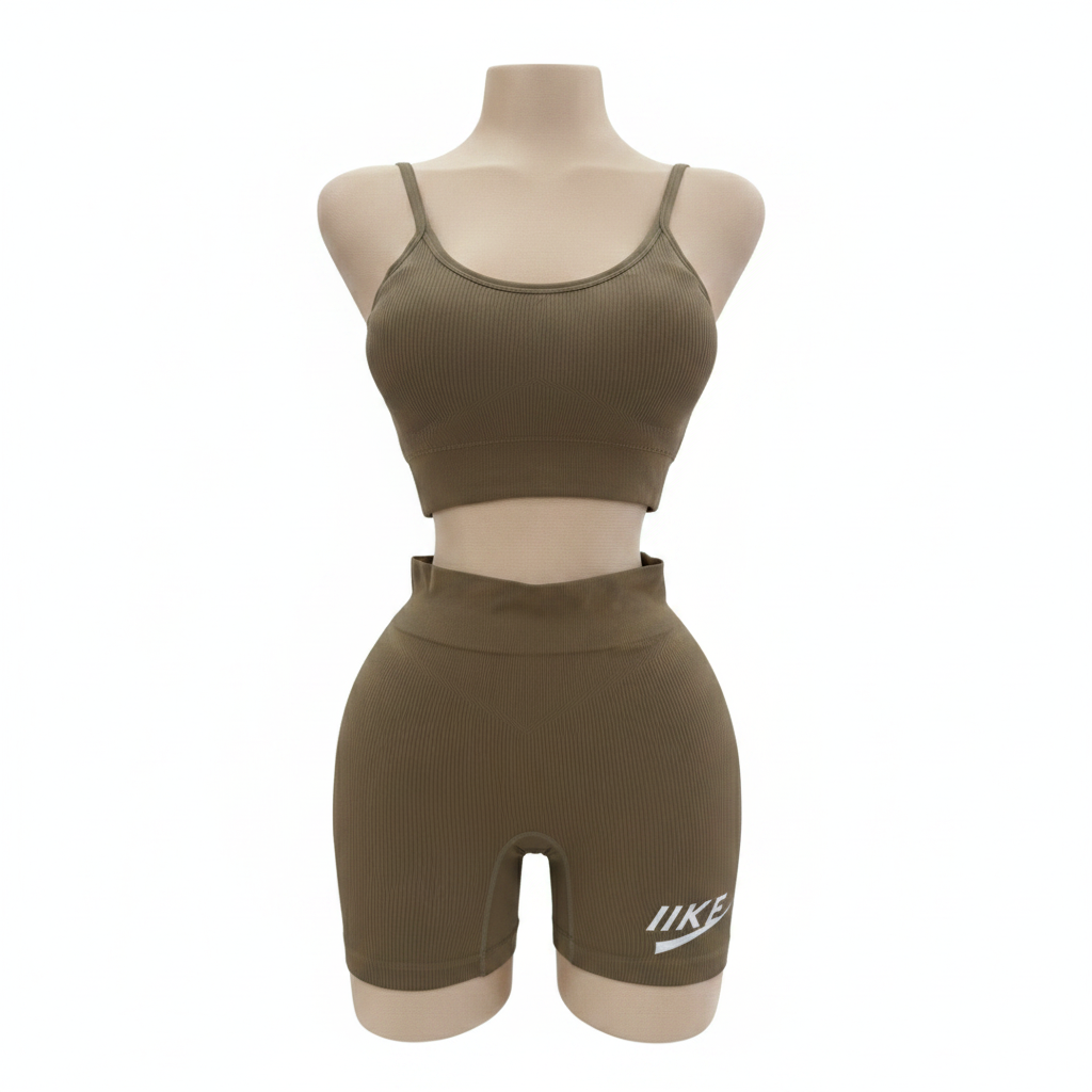 Conjunto Nike Yoga Luxe para Mujer